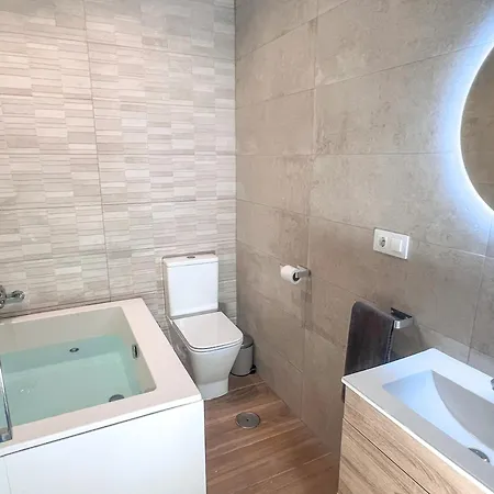 Estudio Jacuzzi Con Encanto En Triana Seville Exterior photo
